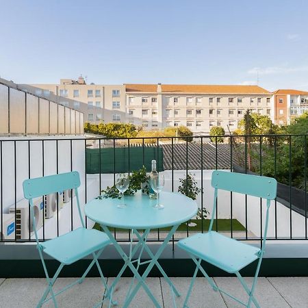 Host Wise - Modern Studios With Terrace - Walk Everywhere ポルト エクステリア 写真