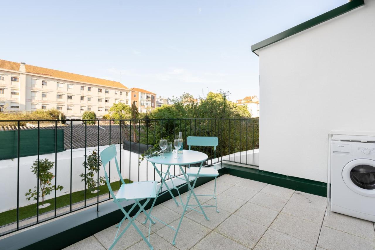 Host Wise - Modern Studios With Terrace - Walk Everywhere ポルト エクステリア 写真