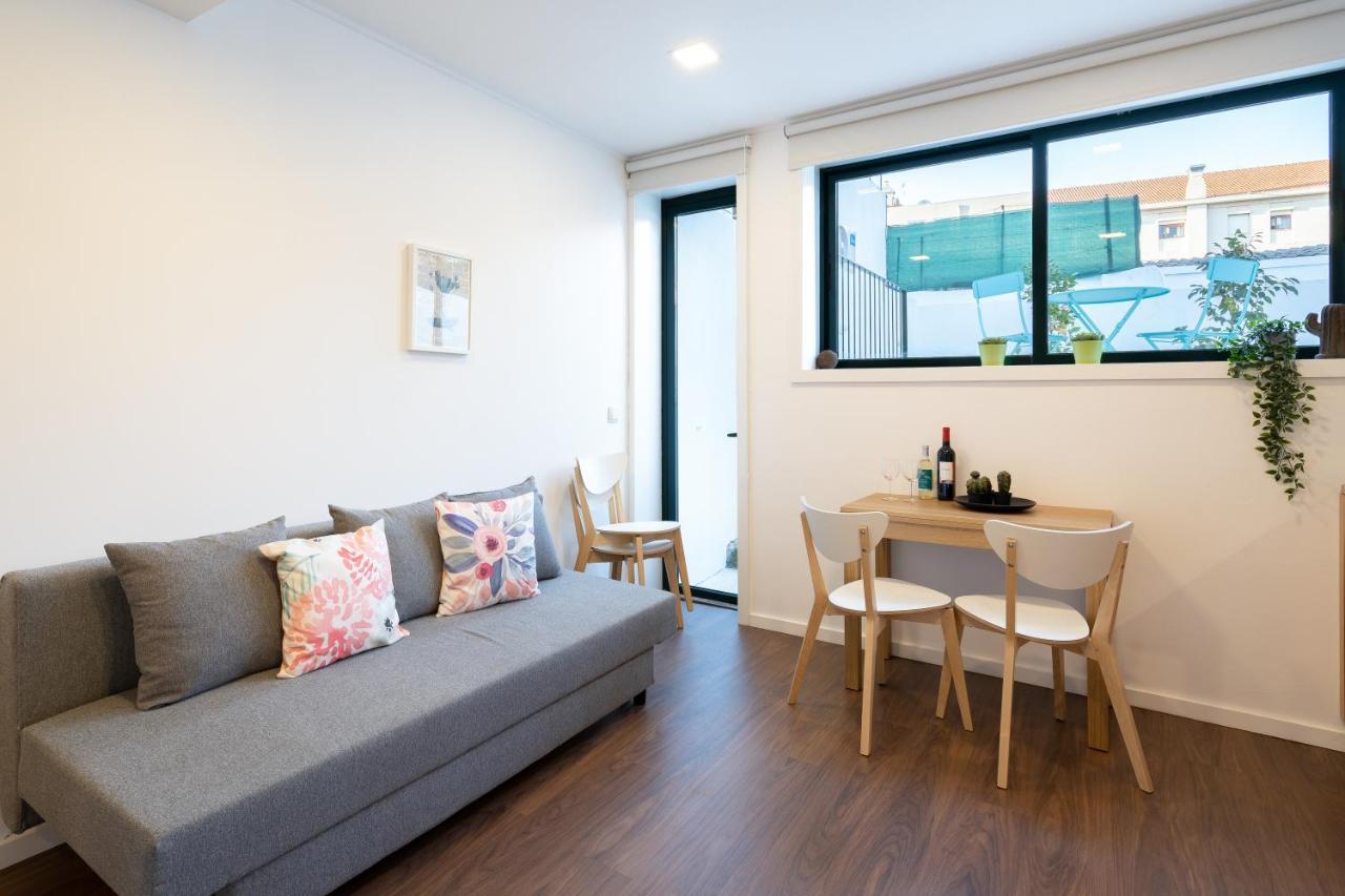Host Wise - Modern Studios With Terrace - Walk Everywhere ポルト エクステリア 写真