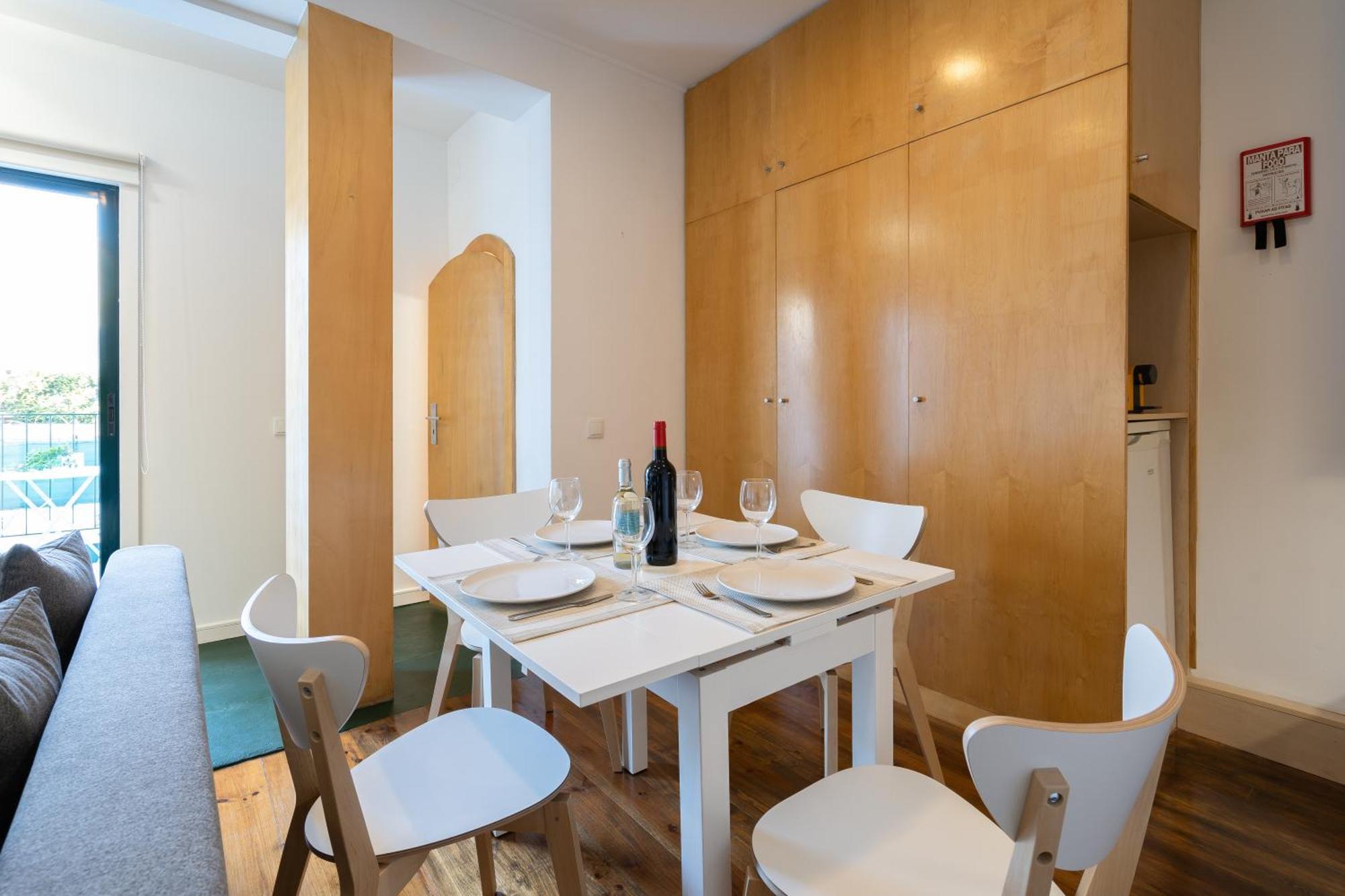 Host Wise - Modern Studios With Terrace - Walk Everywhere ポルト 部屋 写真