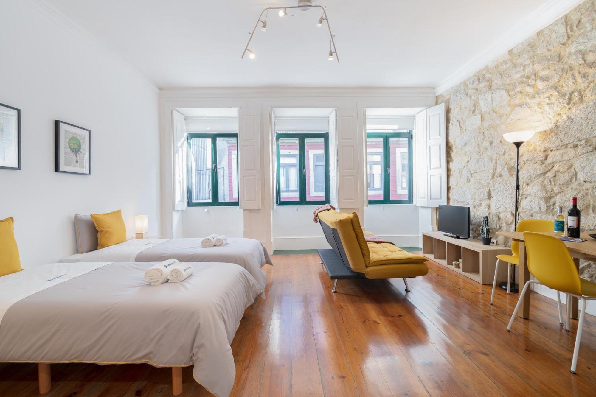 Host Wise - Modern Studios With Terrace - Walk Everywhere ポルト 部屋 写真